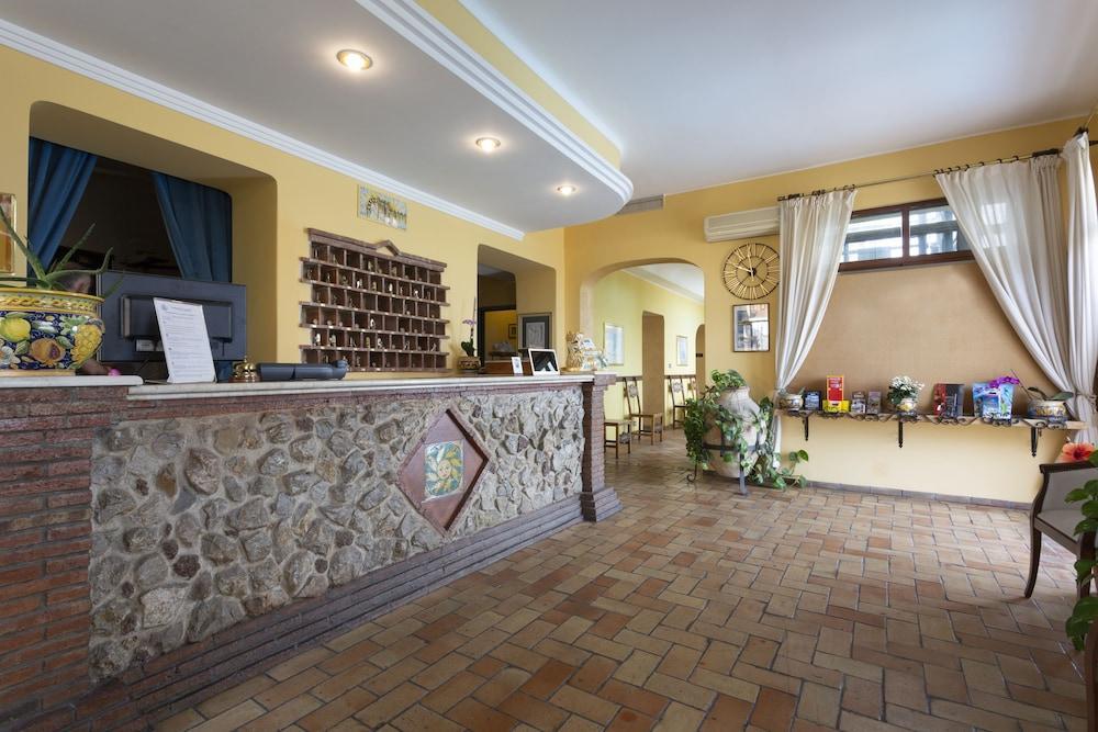 Hotel Sole Castello (Adults Only) Taormina Dış mekan fotoğraf