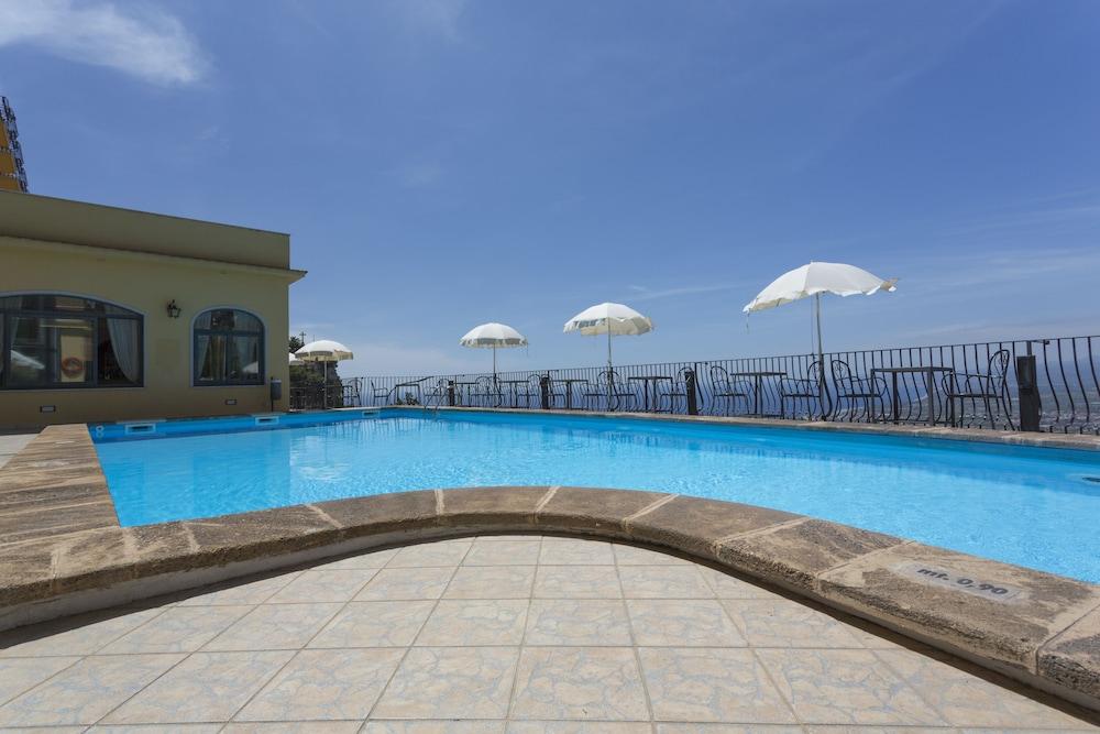 Hotel Sole Castello (Adults Only) Taormina Dış mekan fotoğraf