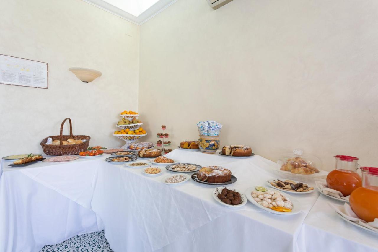 Hotel Sole Castello (Adults Only) Taormina Dış mekan fotoğraf