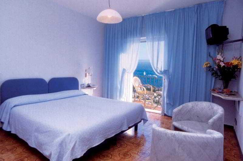 Hotel Sole Castello (Adults Only) Taormina Dış mekan fotoğraf