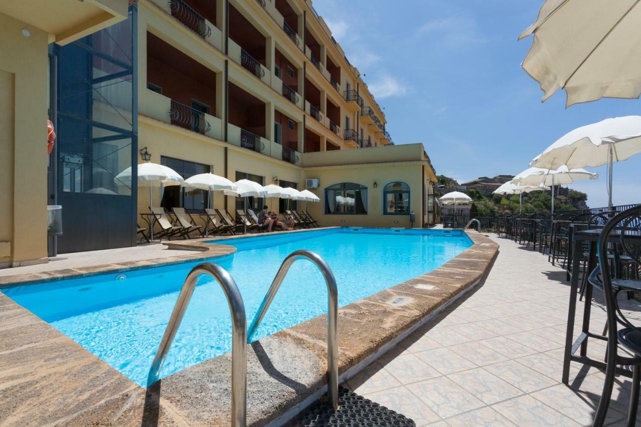 Hotel Sole Castello (Adults Only) Taormina Dış mekan fotoğraf